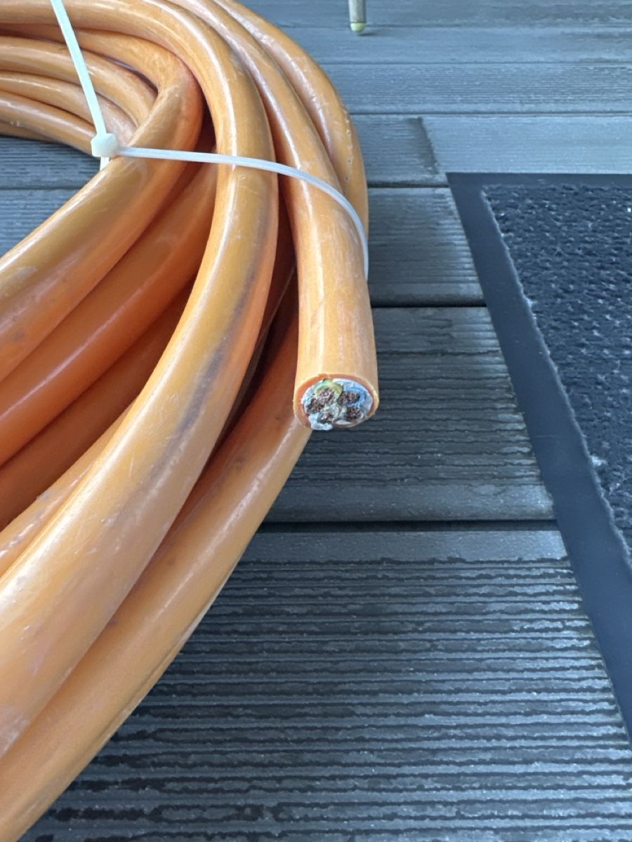Kabel: 30m 5G10mm² PUR-Kabel – Gebraucht aus Muri AG von simu_98 1