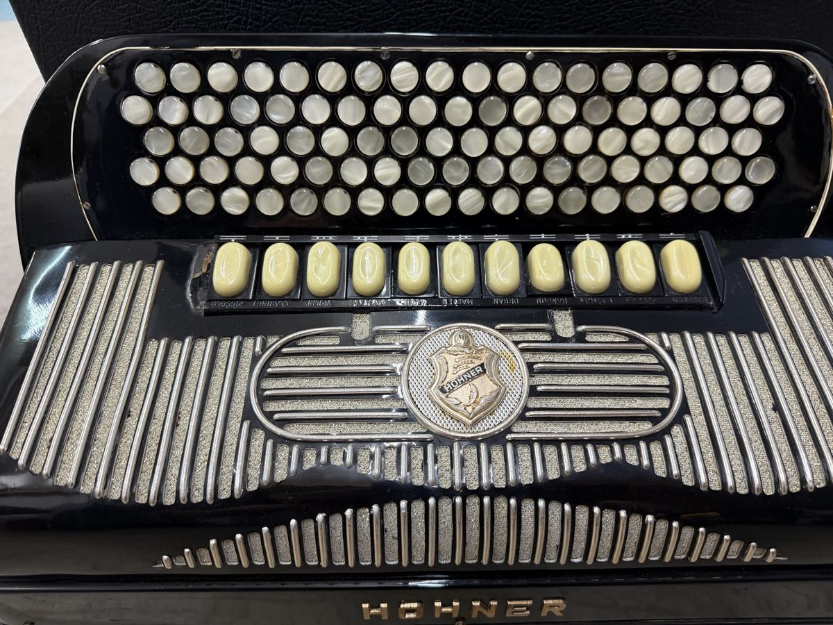 Strumenti musicali: Hohner Handorgel aus Nachlass – Usato da Rüegsbach venduto da Tinus3418 2