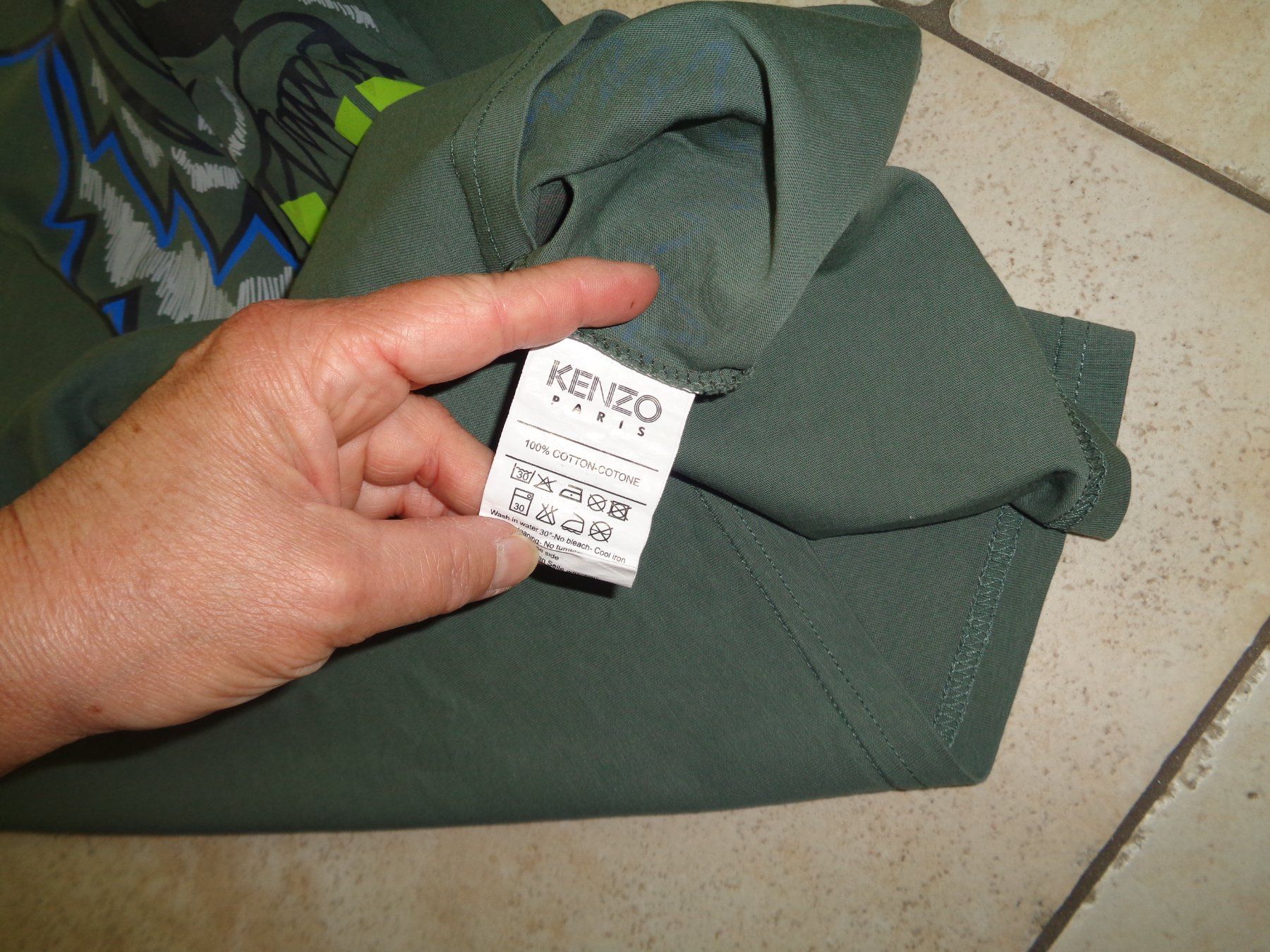 T-shirt: Shirt  Grösse S – Usato da Kreuzlingen venduto da Robi-2003 2