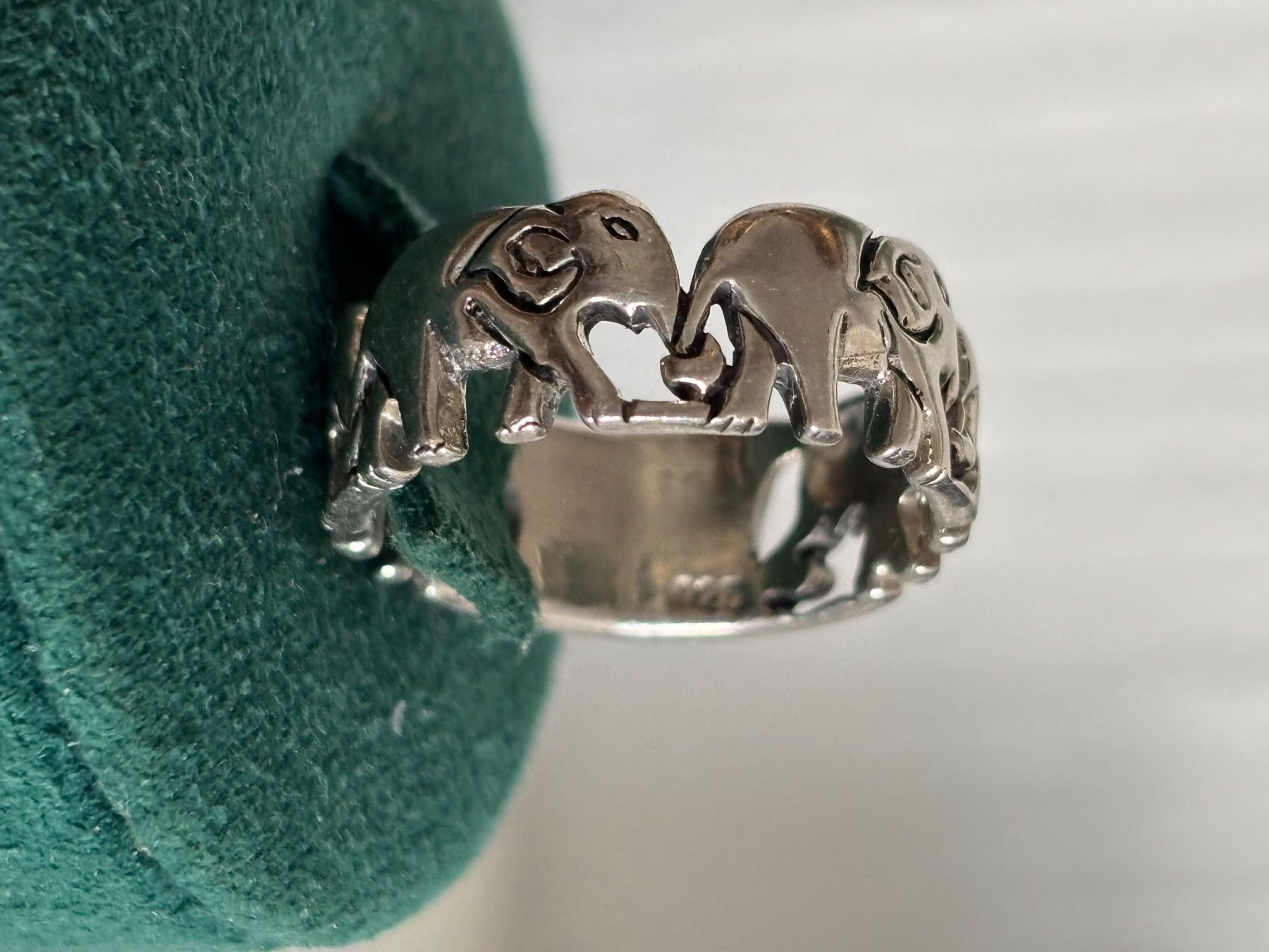 Anelli: Bague éléphants argent 925. taille 57 – Usato da Peseux venduto da CharmeCommerce 1