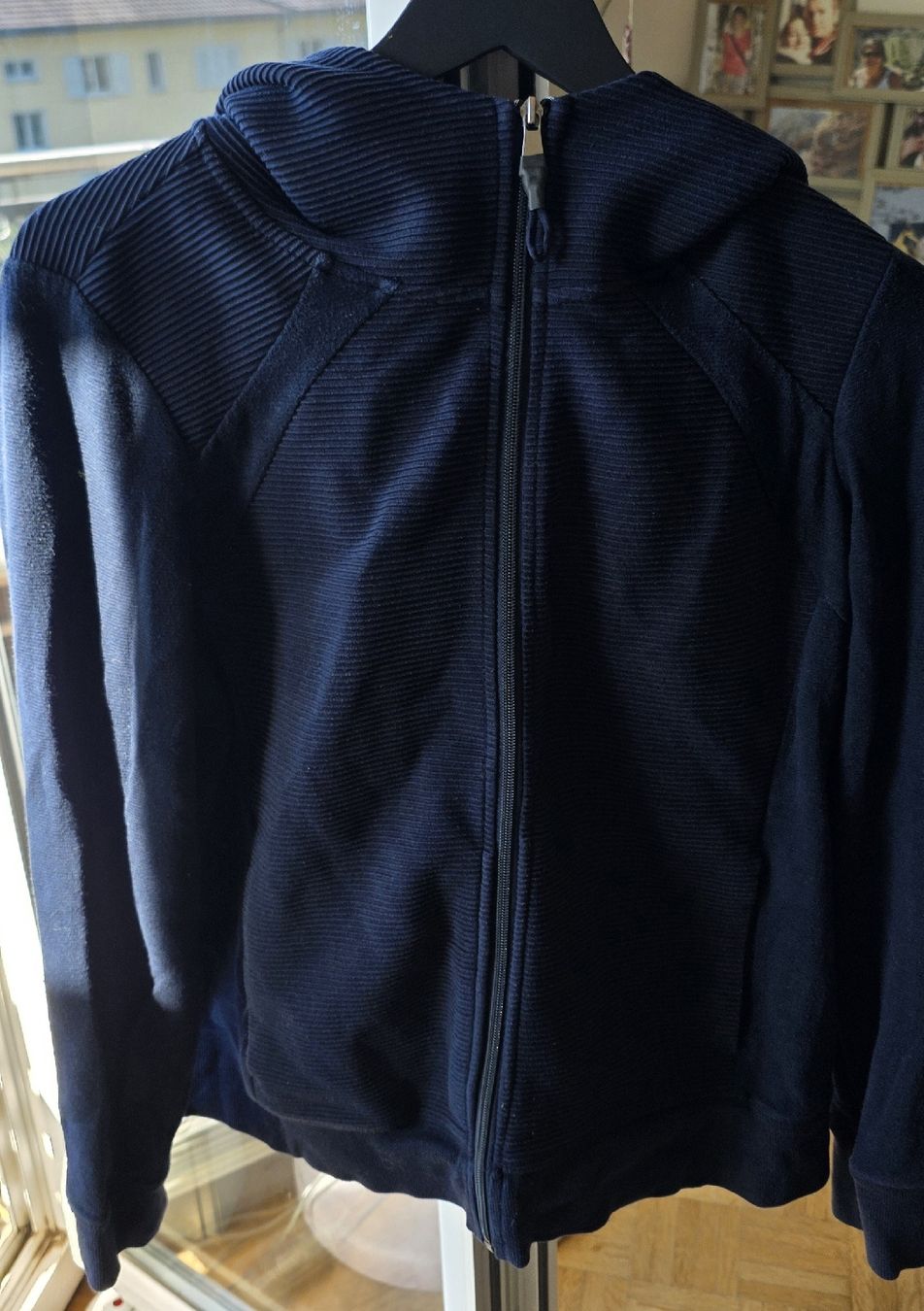 Jacken: Veste /gilet/ pull bleu marine taille XL Cecil – Gebraucht aus Yverdon-les-Bains von van_dq65 3