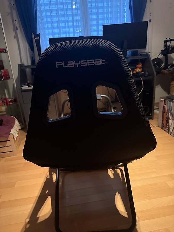Sedie: Playseat Challenge Sim Racing Sitz  – Usato da bachenbülach venduto da G4609 3