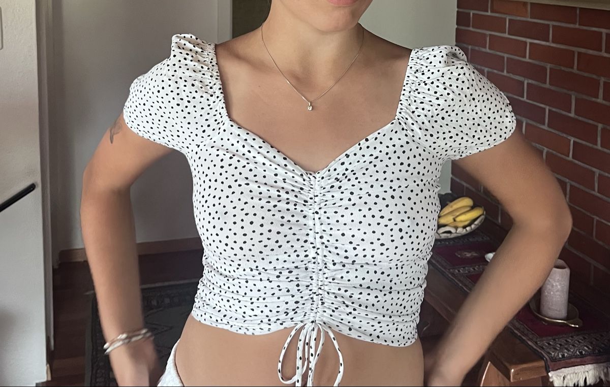 H&M Blusen: Bluse – Gebraucht aus Wil SG von aiy_fnm9 2