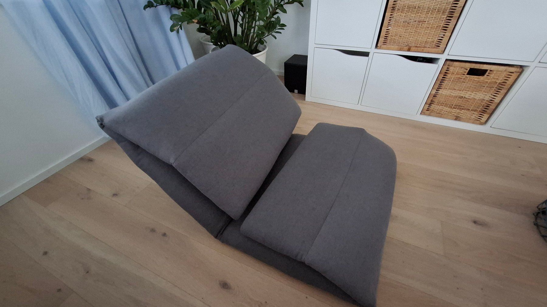 Poltrone: Bodensessel eindtellbar – Usato da Maienfeld venduto da -BlackBird-01 1