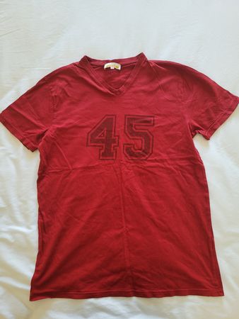 39. T-shirt Club Med rouge, taille M