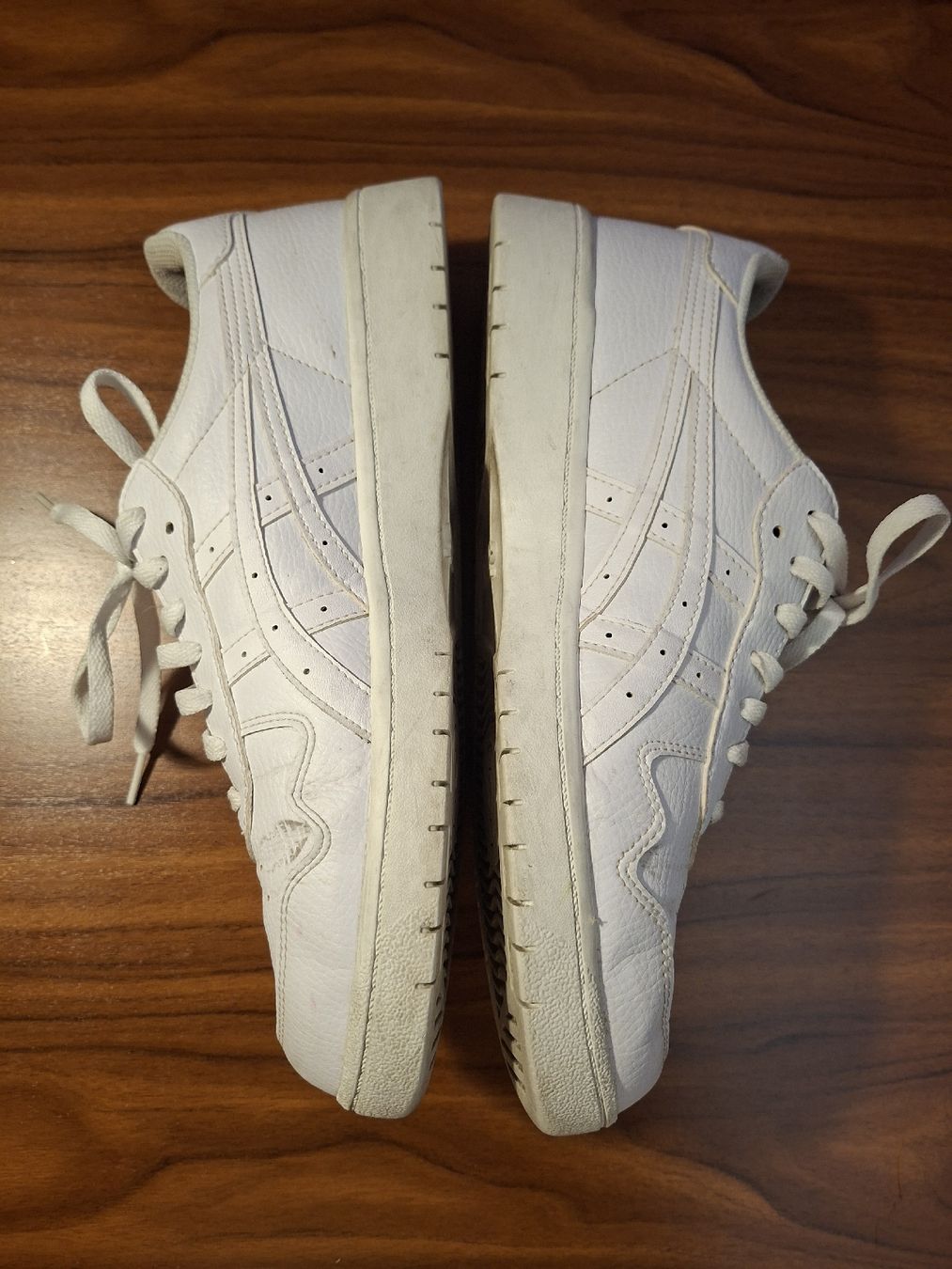 Asics Scarpe da uomo: Asics Sneaker weiss Grösse 44 – Usato da Wiesendangen venduto da laedi07 1