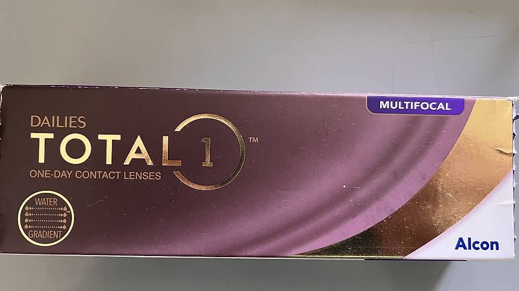 Lenti a contatto: One-Day Contact lenses – Usato da Zürich venduto da Bhavana