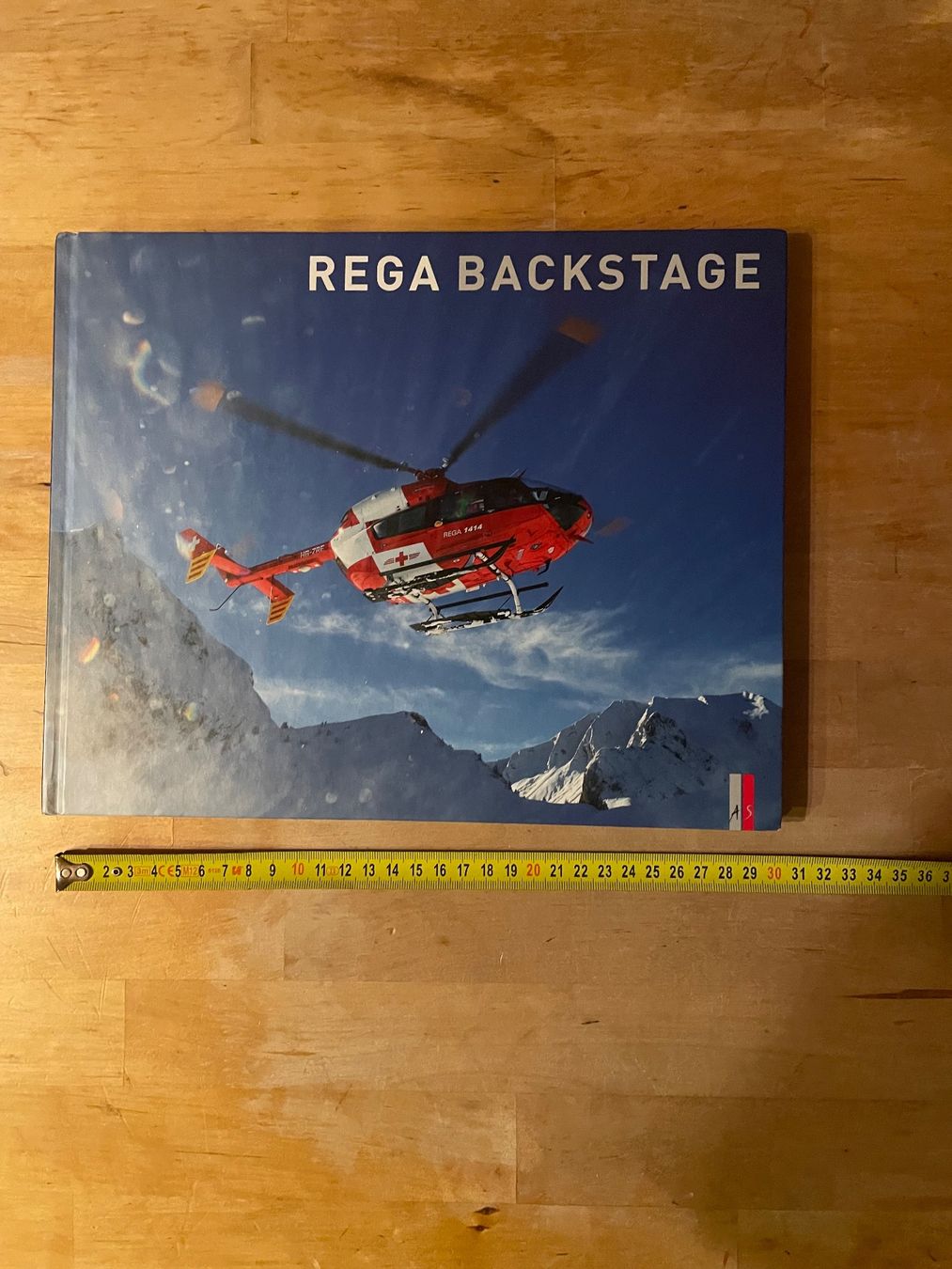 Libri: REGA Backstage - Das Buch der Schweizerischen Rettungsflugw. – Usato da Sent venduto da ManuelB07