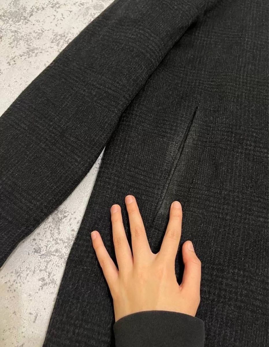 Prada Cappotti: Prada wool coat, size 50, anthracite grey – Usato da Brislach venduto da edu_t6pq 2