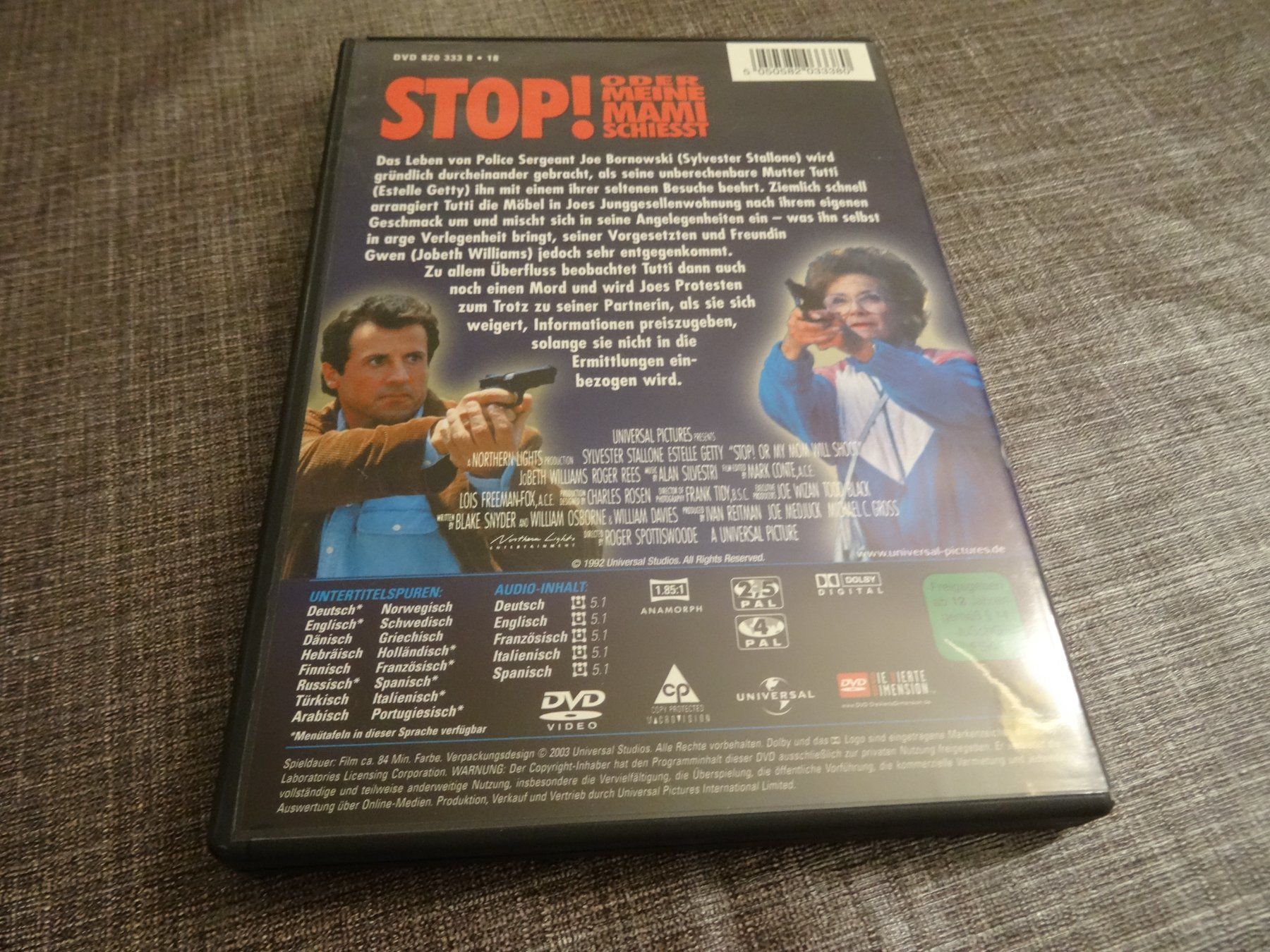 Alle DVDs: DVD Stop oder meine Mama schiest Sylvester Stallone – Gebraucht aus Olten von Disc-Verkauf 2