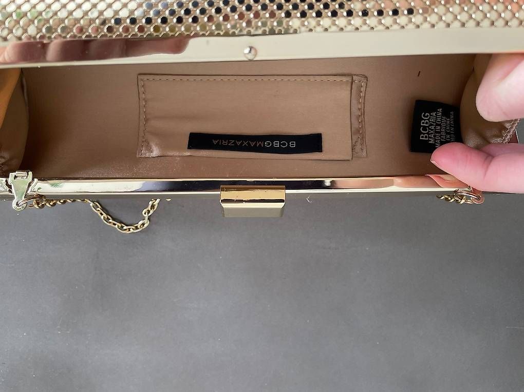 Borse da donna: BCBG MAXAZRIA gold pouch – Usato da Lausanne venduto da generation 3