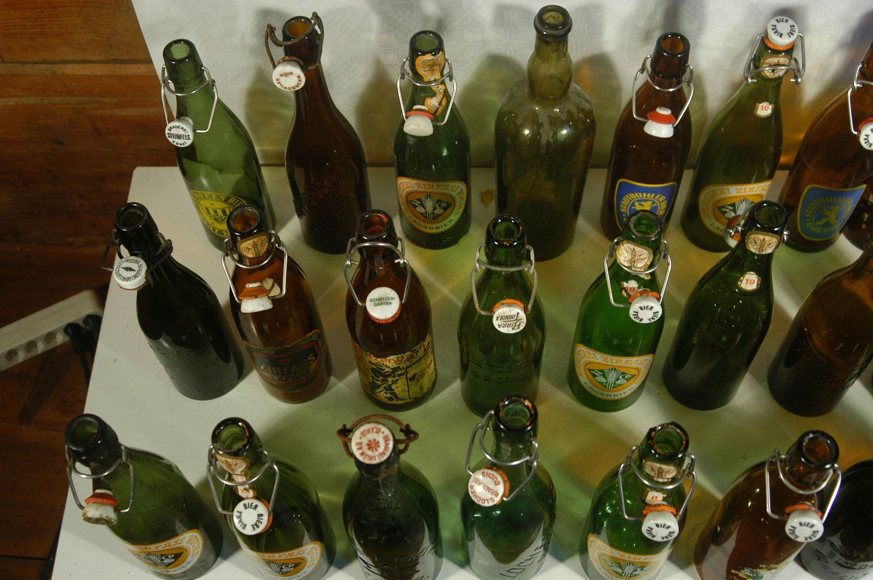 Gläser, Krüge & Flaschen: Bierflaschen Diverse – Gebraucht aus Herisau von Wisen 7
