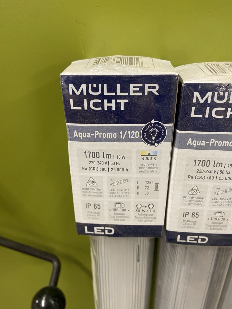 Lampadari & plafoniere: LED Röhre IP 65 Nassraumlampe – Nuovo e nell'imballaggio originale da Russikon venduto da Danielr5310 1