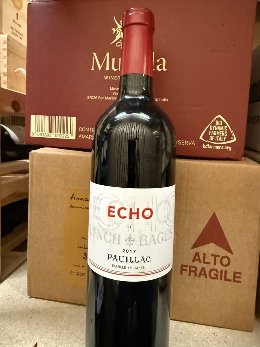 Lynch Bages Vino: Lynch Bages Écho 2017 – Nuovo e nell'imballaggio originale da Troinex venduto da Airain