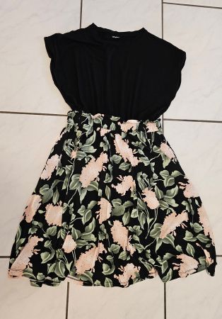 tolles Frühlings-Kleid elastisch / beques Kleid / Rock