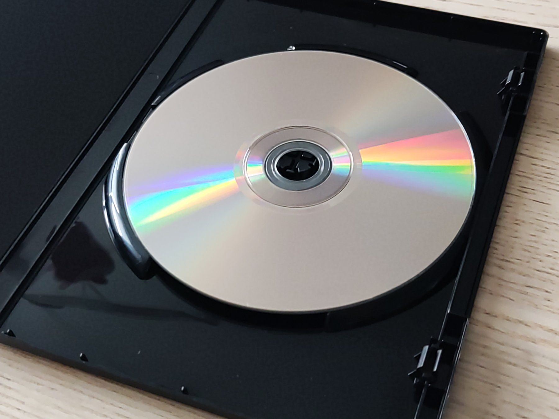 Alle DVDs: Synchronic – (DVD/2019) – Gebraucht aus Schaffhausen von philscardstore 3