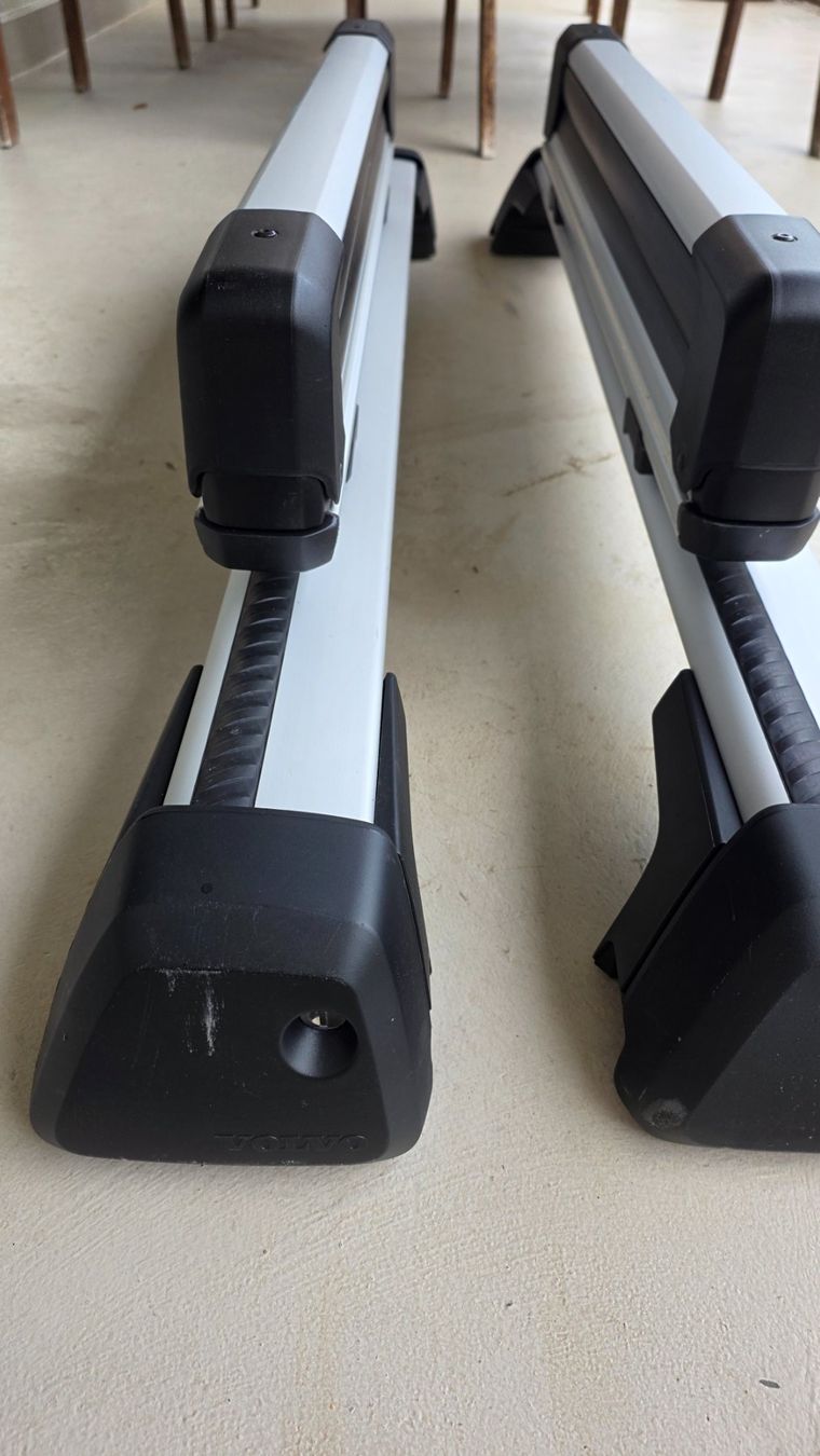 Portapacchi: Volvo XC40 Ski Rack (original) – Usato da Geneva venduto da tut_95td 2