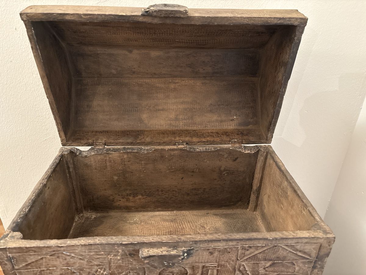 Cassapanche: Holztruhe antik – Usato da Basel venduto da magnummarine 2