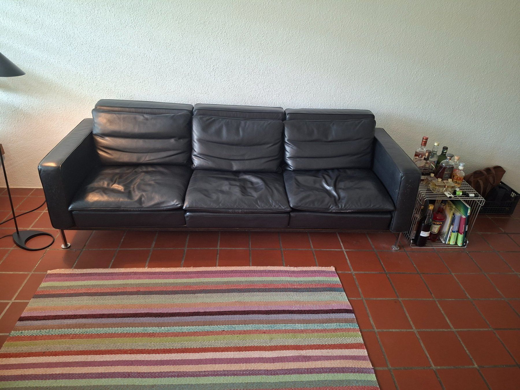 Sofas: DESIGNKLASSIKER: HAUSMANN 3-ER SOFA – D'occasion à Neftenbach par Campervan_B