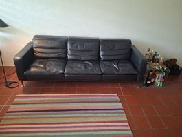 DESIGNKLASSIKER: HAUSMANN 3-ER SOFA