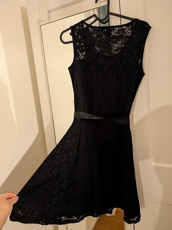 Morgan Vestiti: Wunderschönes Spitzenkleid von Morgan, Gr. M – Nuovo (secondo la descrizione) da Dübendorf venduto da gar_5yv6 3