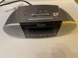 Panasonic RC-700 Radiowecker, ideal für den Nachttisch