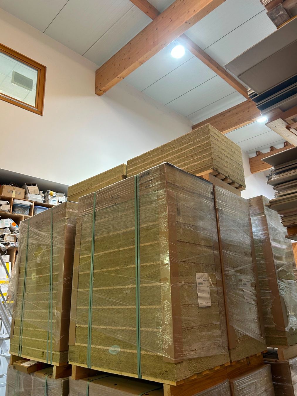 Plateaux: 43.8m2 Holzwolle, 125mm – Neuf avec emballage d'origine à Birsfelden par twoheadeagleks