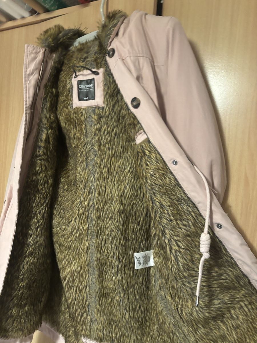Mäntel: Damen Parka Chicoree rosa mit Fellfutter Grösse S – Gebraucht aus Malters von lim_hn7h 1