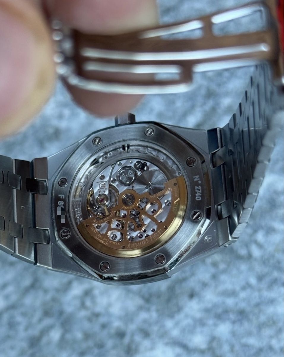 Audemars Piguet Orologi: Royal Oak Jumbo wie Neu, Ref.: 15202 – Nuovo (secondo la descrizione) da Chur venduto da lucretiawatches 6