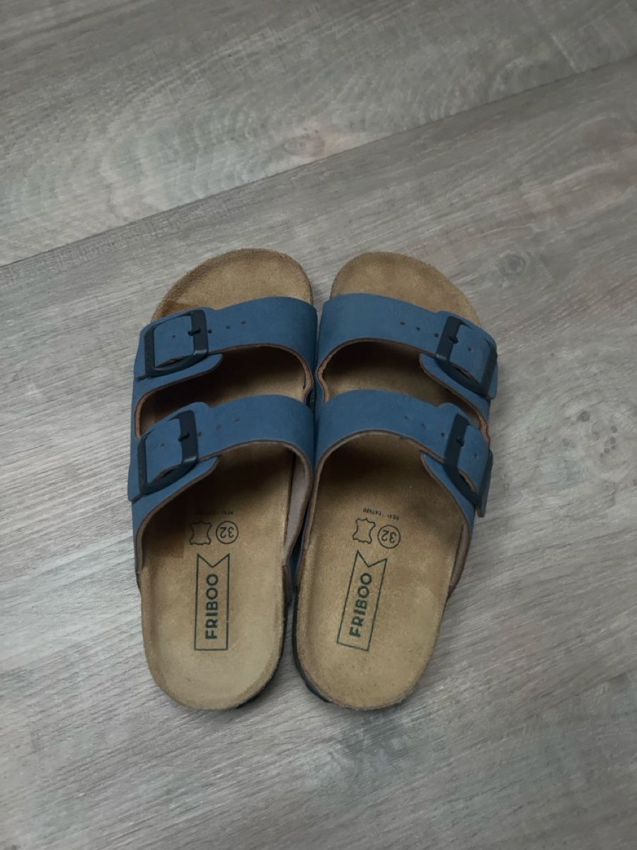 Friboo Scarpe per ragazzi: Kinder Hausschuhe 32 – Nuovo (secondo la descrizione) da Bachenbülach venduto da Dana_Ondrasik