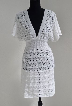 Gehäkeltes Sommerkleid Gr. S Weiss Strandkleid zum Binden ☀️