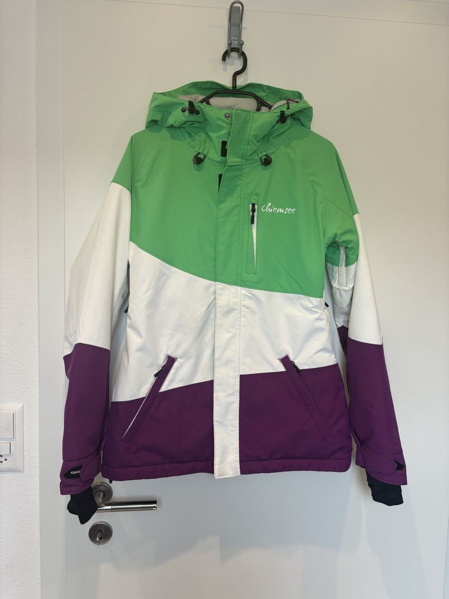 Chiemsee Jacken: Ski-/ Snowboardjacke – Gebraucht aus Turbenthal von samara.g.z