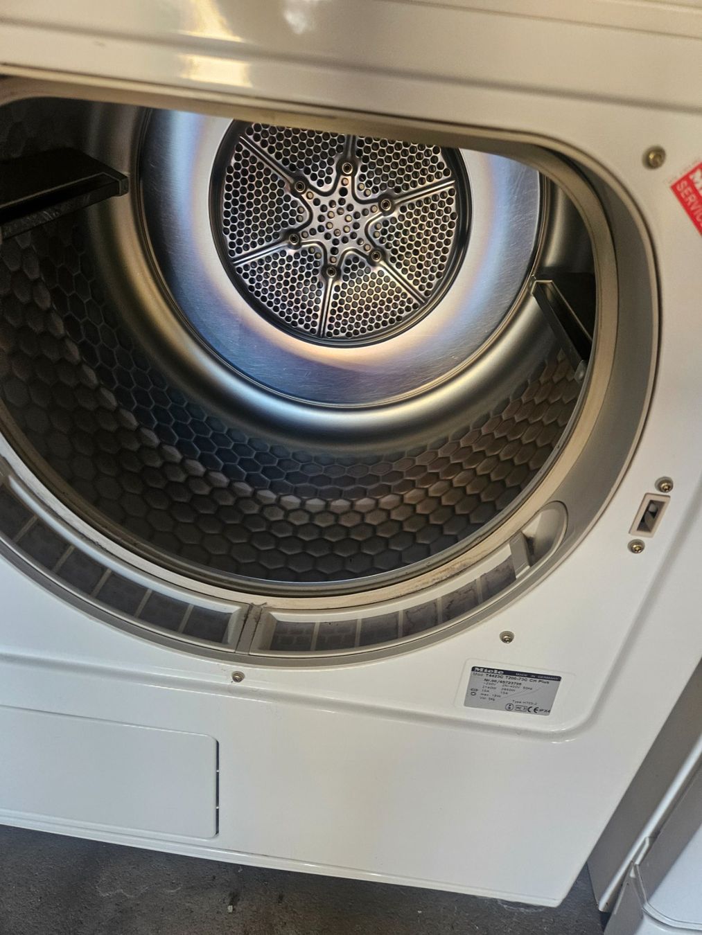Miele Wäschetrockner: Tumbler Marke Miele – Gebraucht aus Burgdorf von Margrit00 1