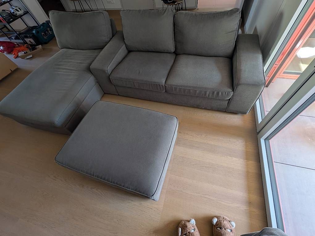Ikea Divani: IKEA KIVIK Sofa + Liege + Hocker – Usato da Zürich venduto da marczh