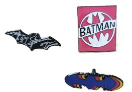 BATMAN -  3 Pins   (neu, OVP)