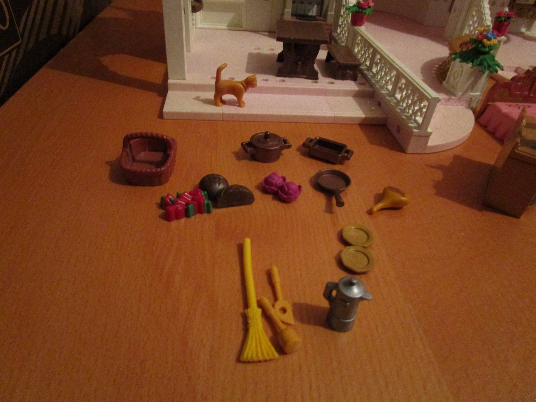 Playmobil Giocattoli: Playmobil - Schloss mit 2 zusatz – Usato da Wetzikon ZH venduto da Storchadebar 3