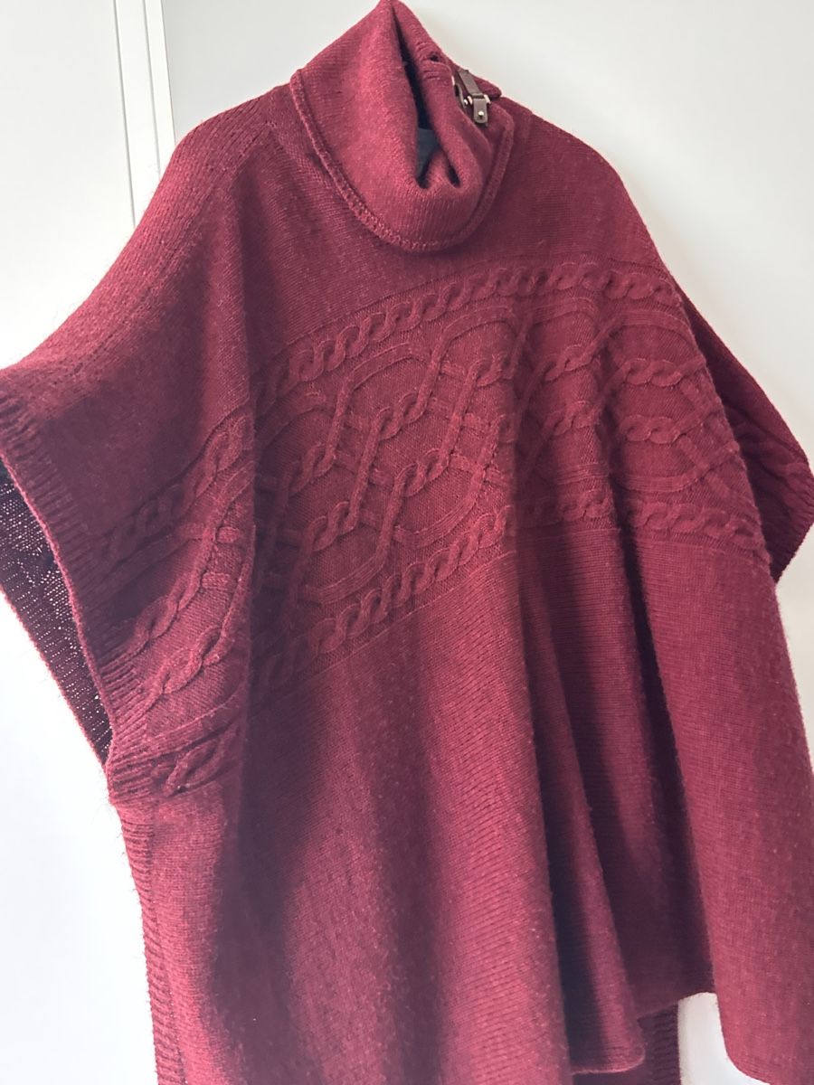 Massimo Dutti Sonstige Damenmode: Burgundy wool poncho  – Neu (gemäss Beschreibung) aus Bertschikon Gossau von CarmenSir 4