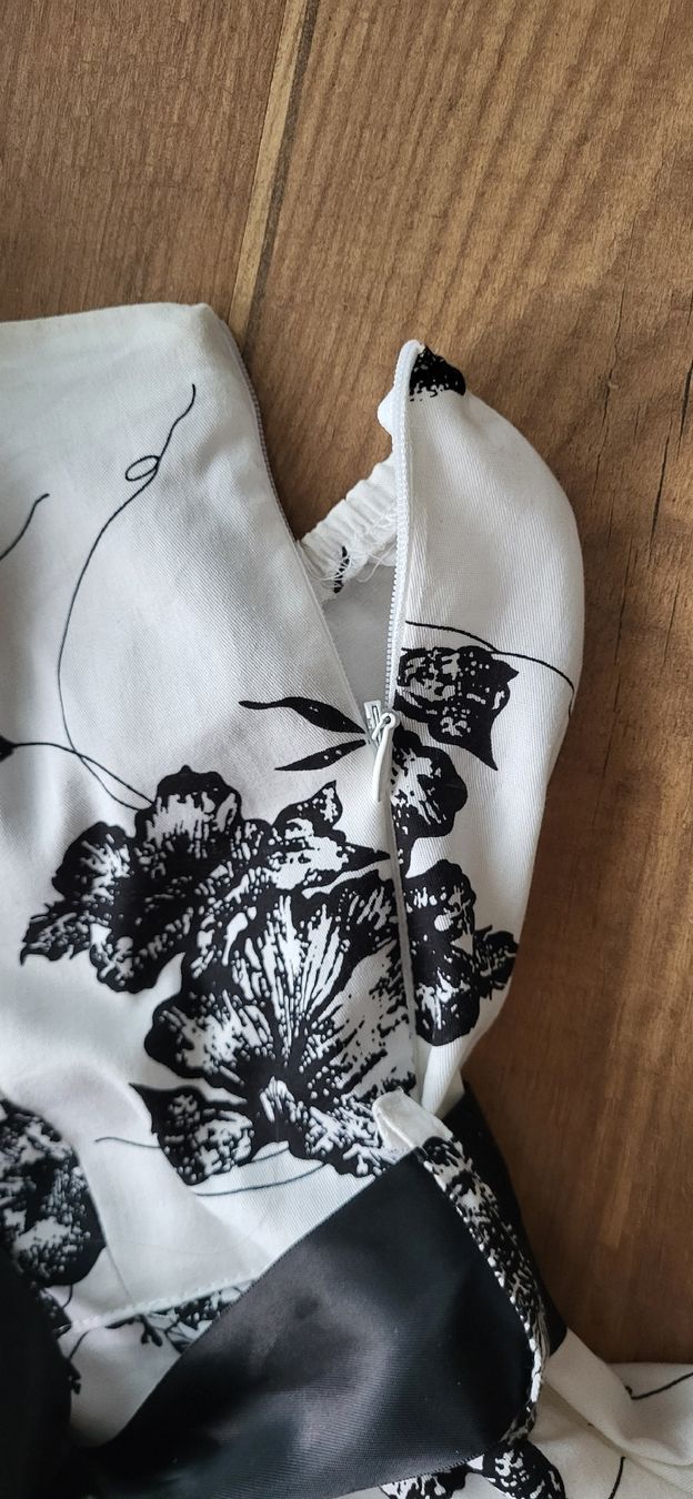 Kleider: H&R Kleid, Gr. 40, weiss mit Blumenmuster – Gebraucht aus Kaltbrunn von BarbaraR 4