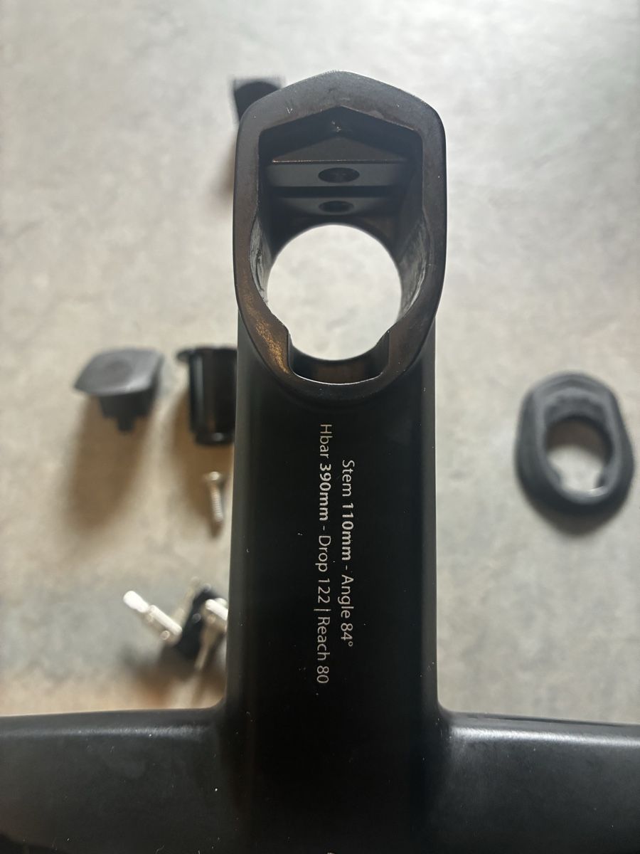 Colnago Pezzi di ricambio: Colnago cc01 cockpit – Usato da Lenzburg venduto da jer_gx6q 3