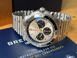 BREITLING Chronomat B01 42 Panda Dial Fullset