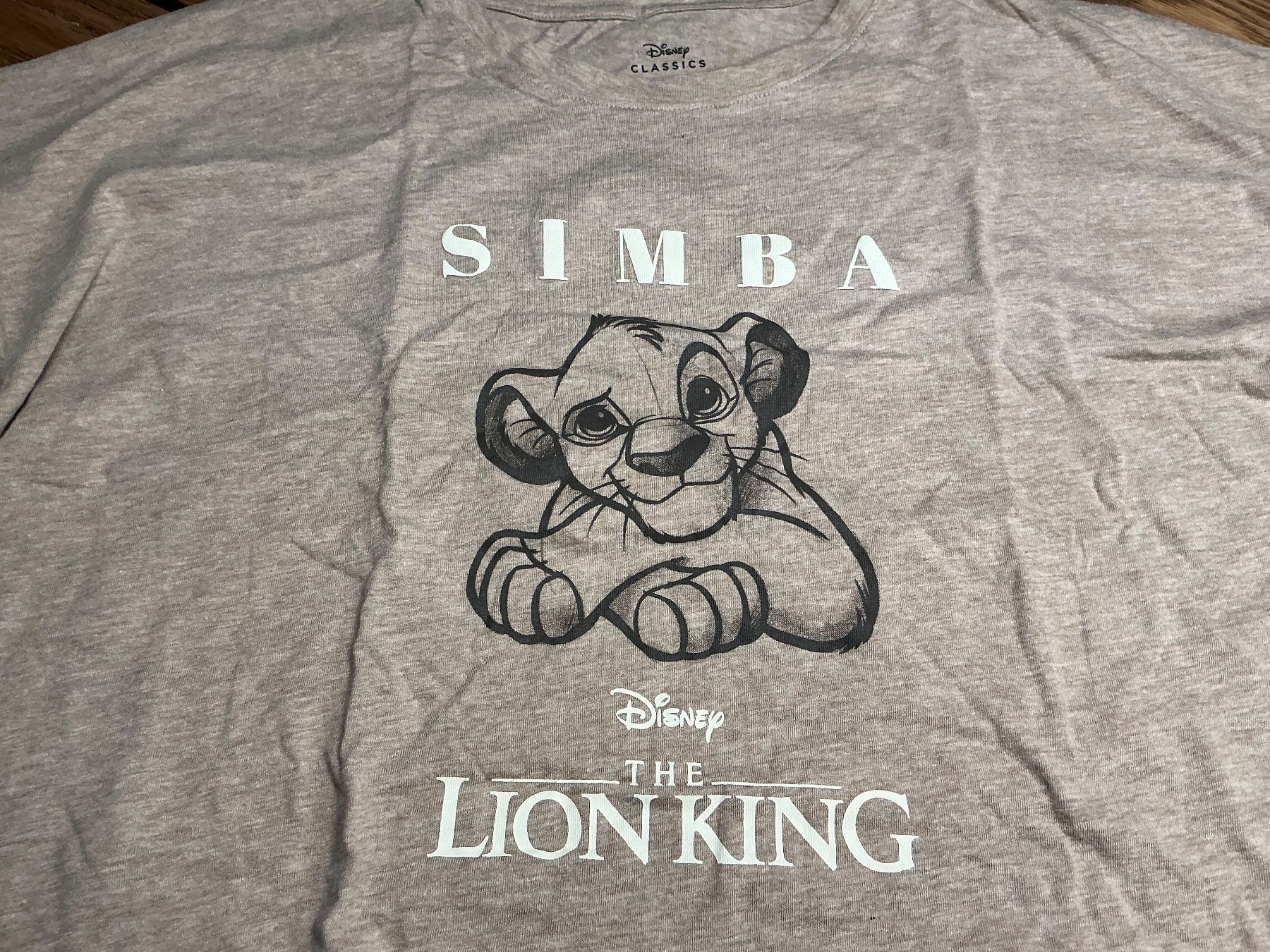 T-shirt: Cooles Simba T-Shirt, neuwertig Gr.M – Nuovo (secondo la descrizione) da Würenlos venduto da Tina48 1