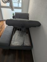 1 pezzo divano letto grigio con contenitore usato