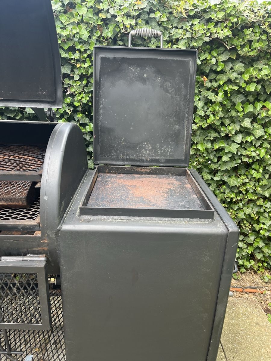 Grills: Smoker Weltklasse – Gebraucht aus Schindellegi von Zurpan 5