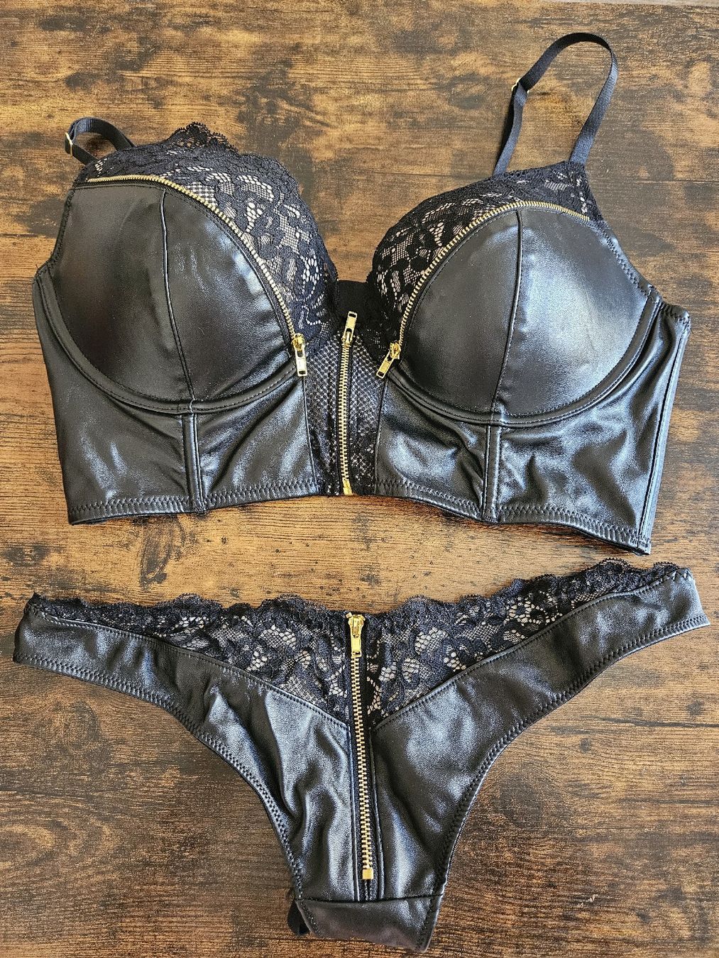 Hunkemöller Sonstige Unterwäsche: Set Hunkemöller Private Collection – Neu (gemäss Beschreibung) aus Basel von Semmel77