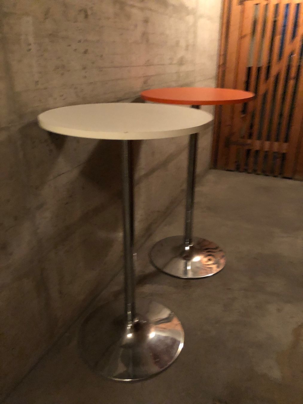 Tavoli: Bartisch – Usato da Basel venduto da sch_9g6x 3
