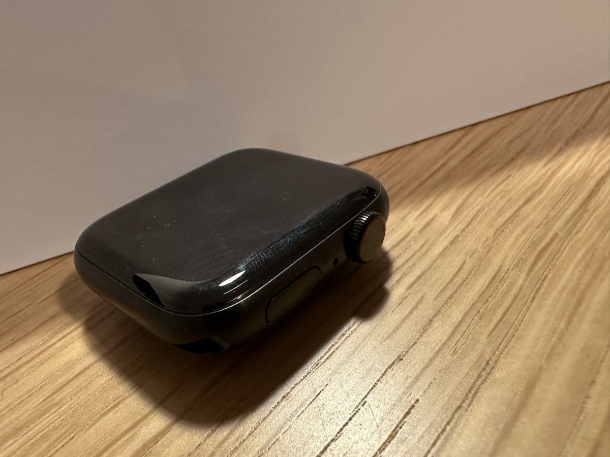 Apple Smartwatch: Apple Watch 5 Titanium Cellular mit 3 Armbändern – Usato da Glattpark(Opfikon) venduto da ZHINCITY 8