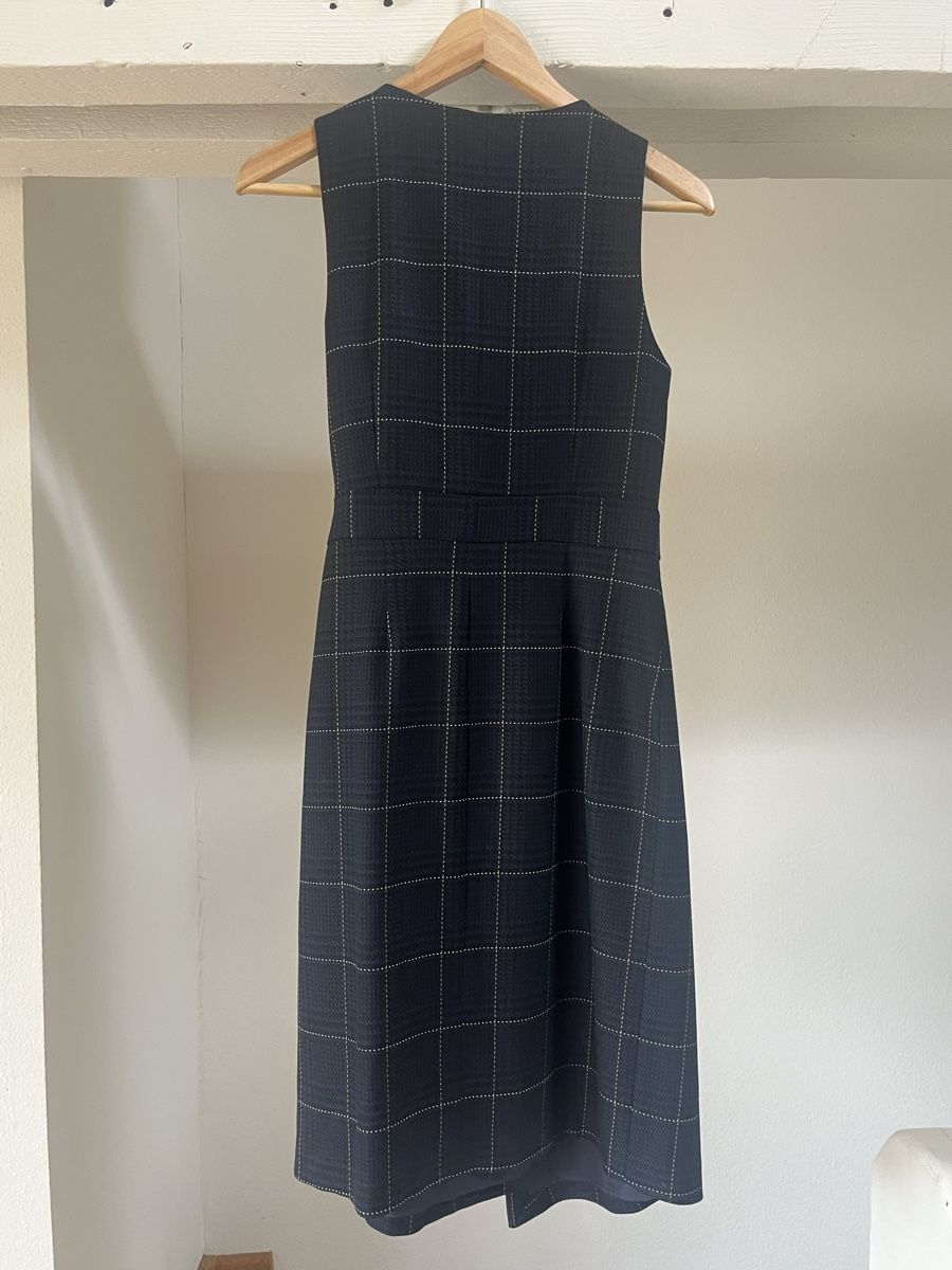 Hallhuber Vestiti: Wickelkleid Hallhuber – Usato da Basel venduto da barracuda360 1
