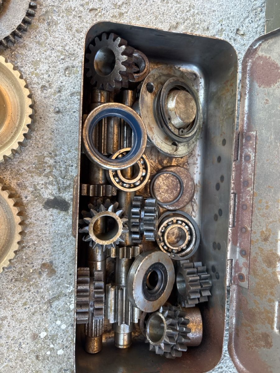 Aebi Altro per industria metallurgica: Ersatzteile zu AM1 Aebi – Usato da Lyssach venduto da Prisi77 5