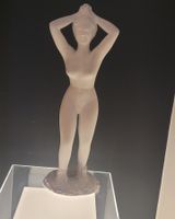 Skulptur. Weiss.