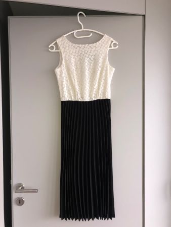 Elegantes Kleid schwarz-weiss Gr. 34